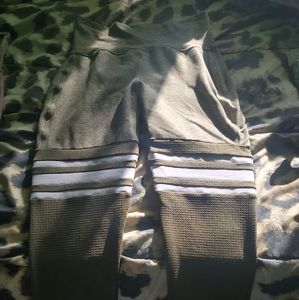 Bombshell Sportswear Leggings 🔥🔥🔥🔥